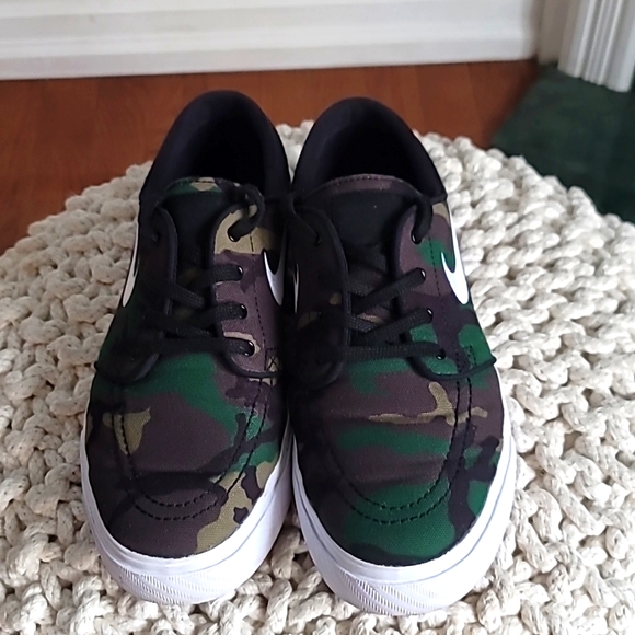 New Nike Zoom Air Stefan Janoski SB Camo - Picture 2 of 8